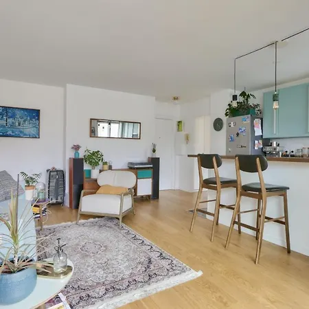 Charming Apartment With Balcony In Republique Apartament *