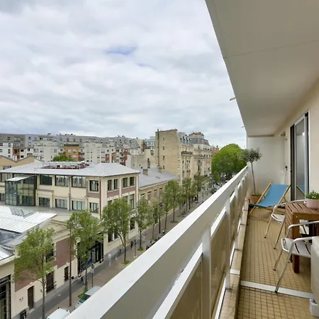 Charming Apartment With Balcony In Republique Apartament *